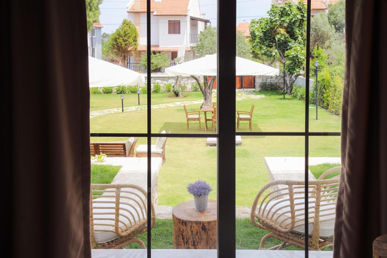 Huzurla Otel Σμύρνη Εξωτερικό φωτογραφία