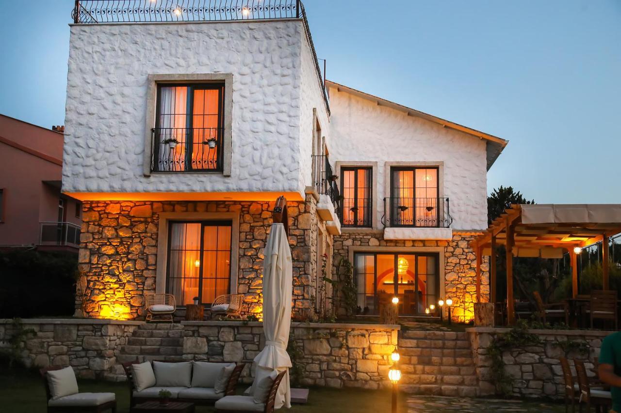 Huzurla Otel Σμύρνη Εξωτερικό φωτογραφία