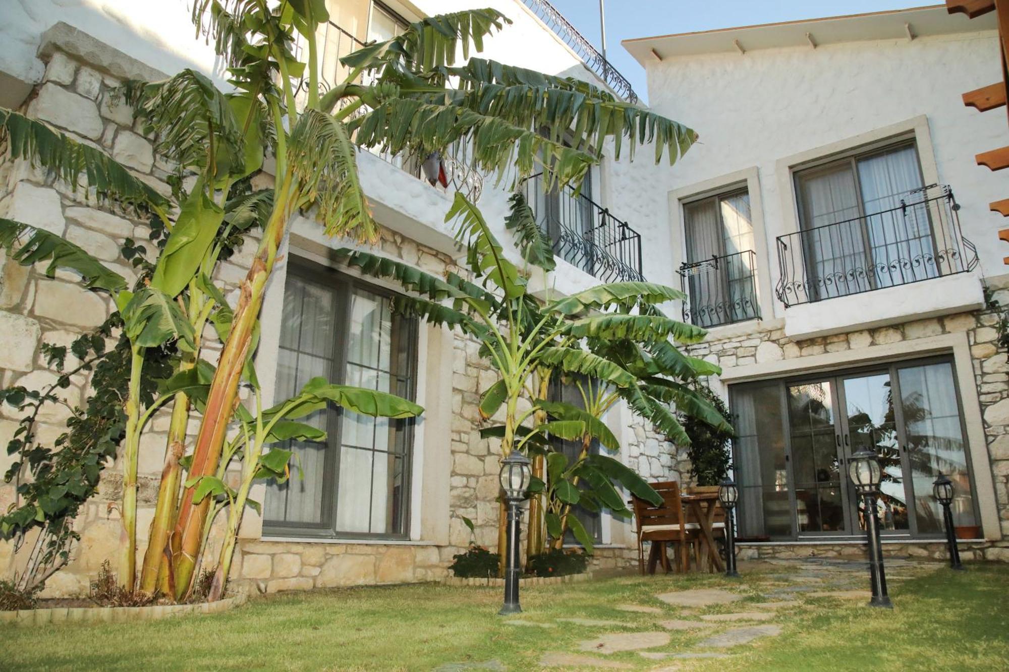 Huzurla Otel Σμύρνη Εξωτερικό φωτογραφία