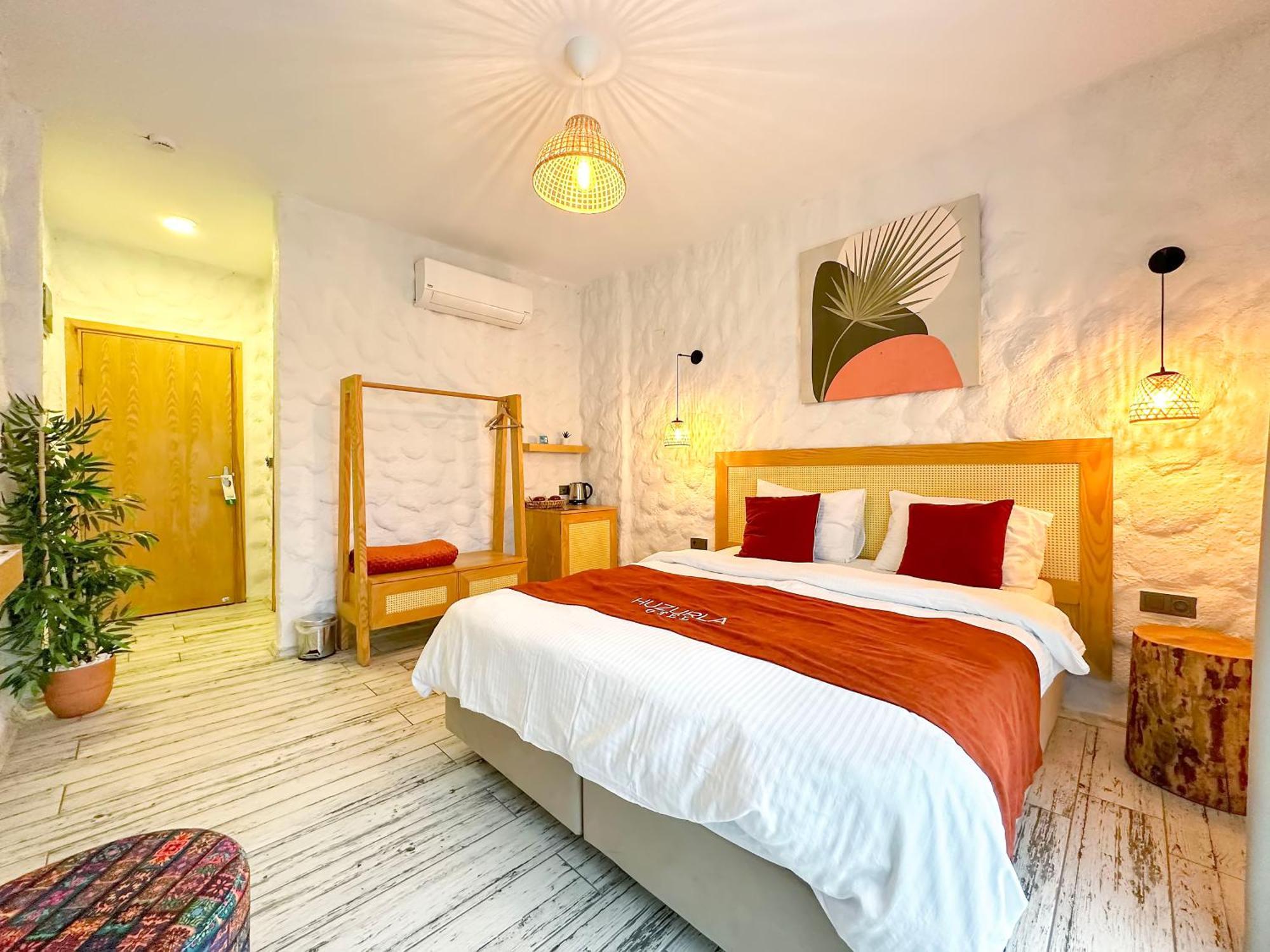 Huzurla Otel Σμύρνη Εξωτερικό φωτογραφία
