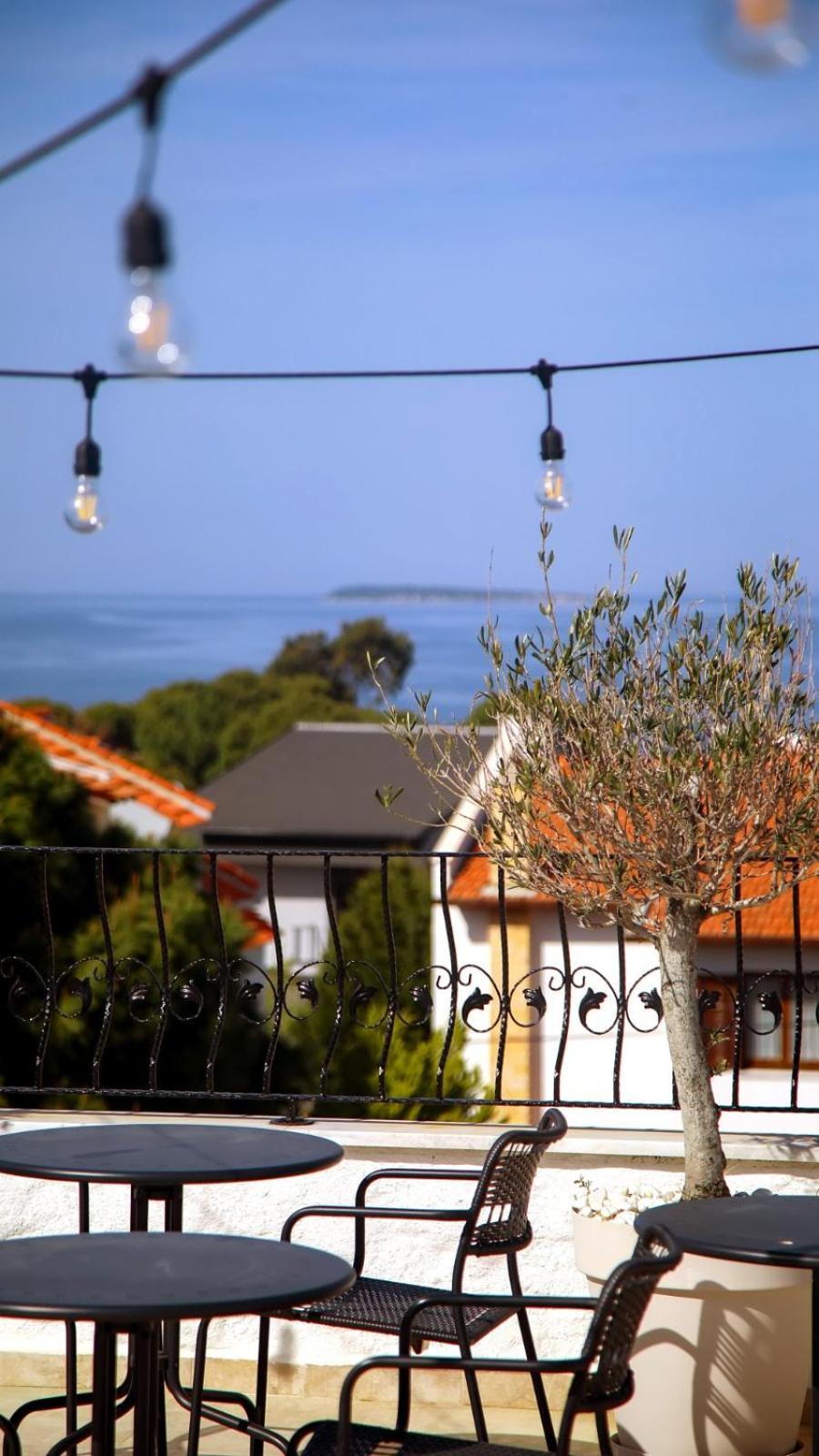 Huzurla Otel Σμύρνη Εξωτερικό φωτογραφία