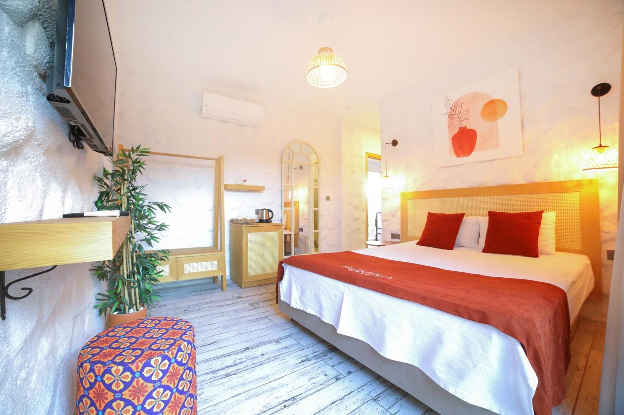Huzurla Otel Σμύρνη Εξωτερικό φωτογραφία